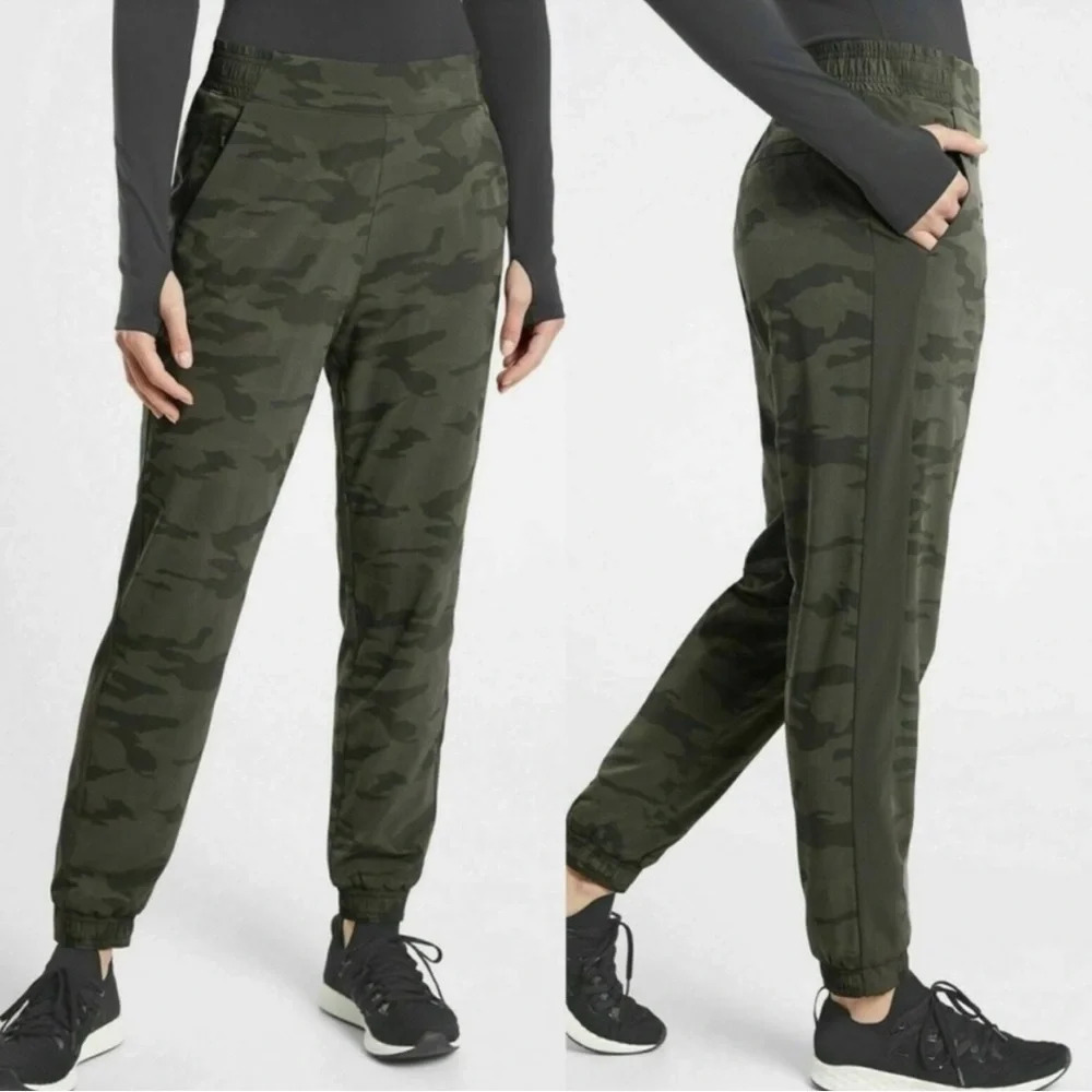 Athleta Brooklyn textured lined jogger size 6 - Picture 13 of 13